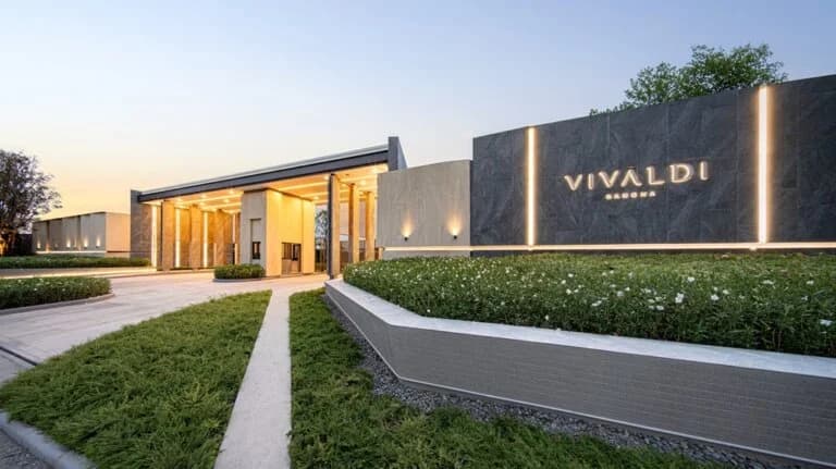 REAL ASSET รุกตลาดบ้านเดี่ยวหรู เจาะกลุ่ม Mid – High เปิดตัว VIVALDI BANGNA